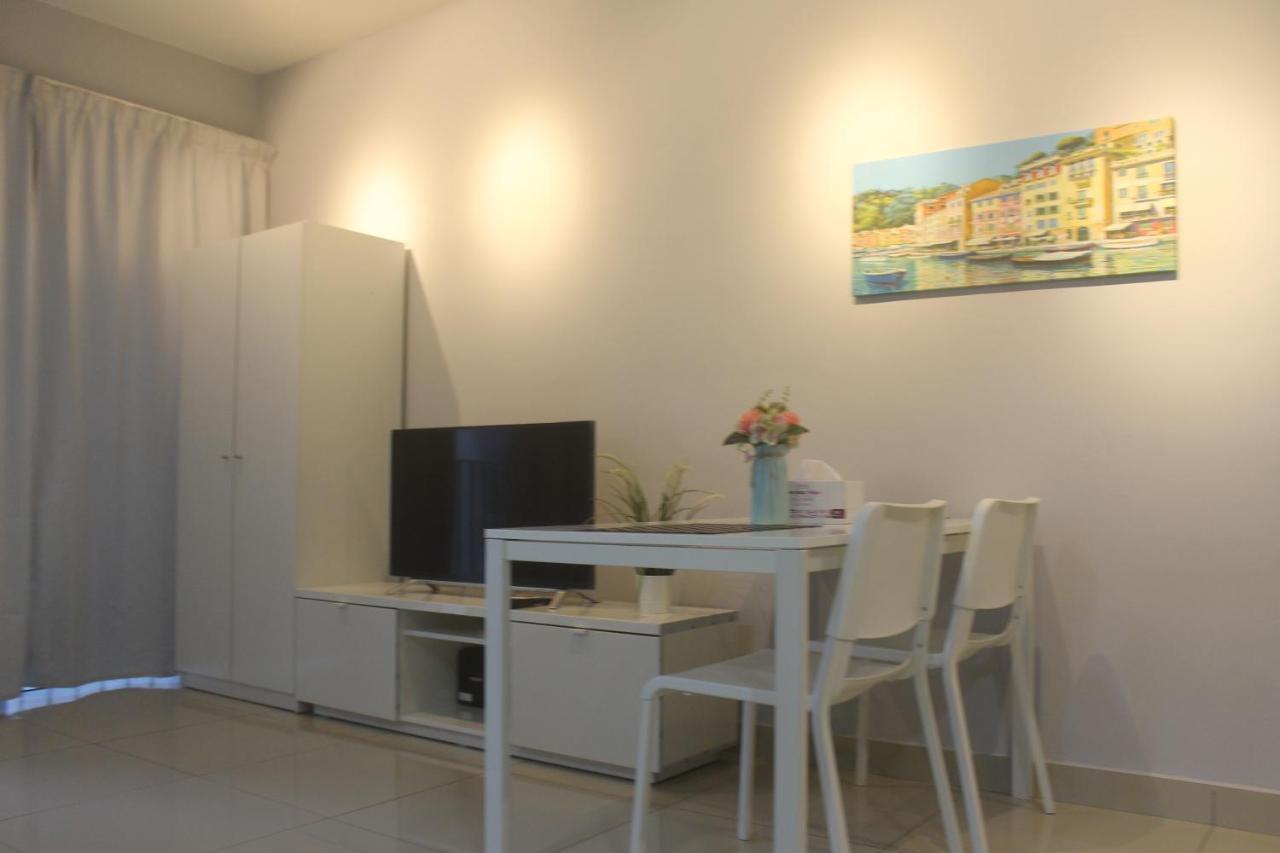 Vivian'S Studio Trefoil Setia Alam Shah Alam Dış mekan fotoğraf