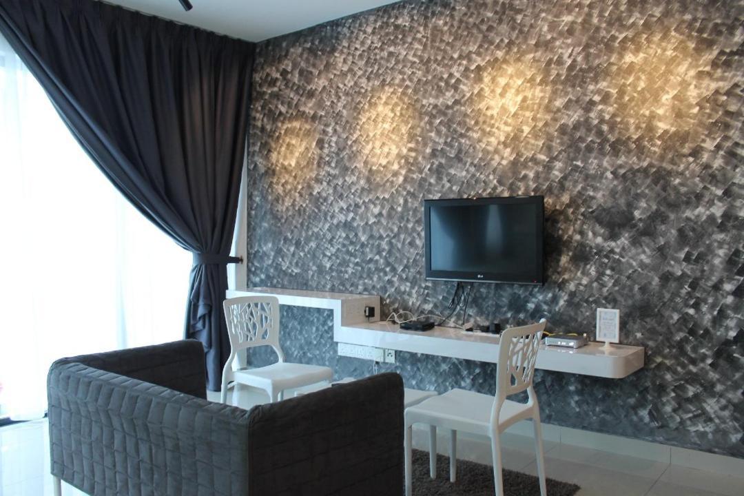 Vivian'S Studio Trefoil Setia Alam Shah Alam Dış mekan fotoğraf