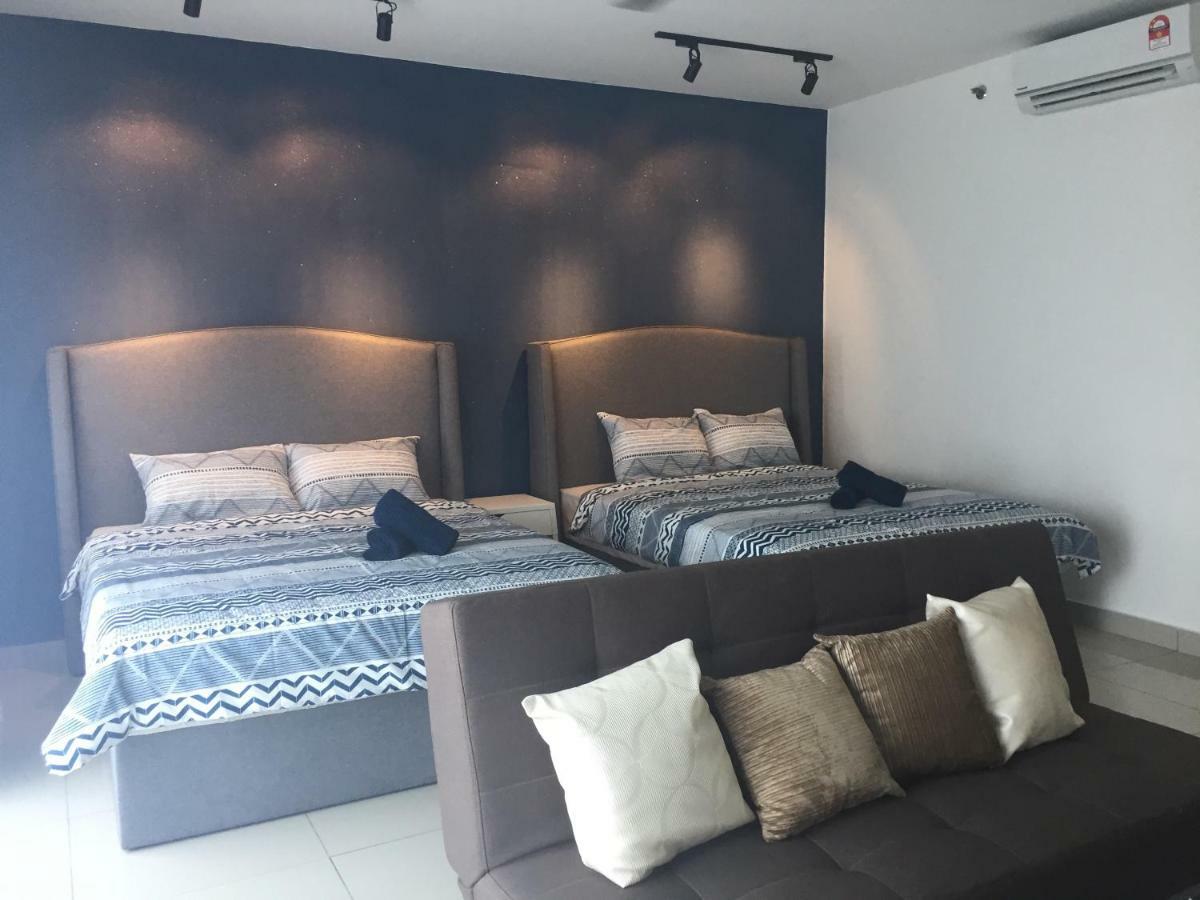 Vivian'S Studio Trefoil Setia Alam Shah Alam Dış mekan fotoğraf
