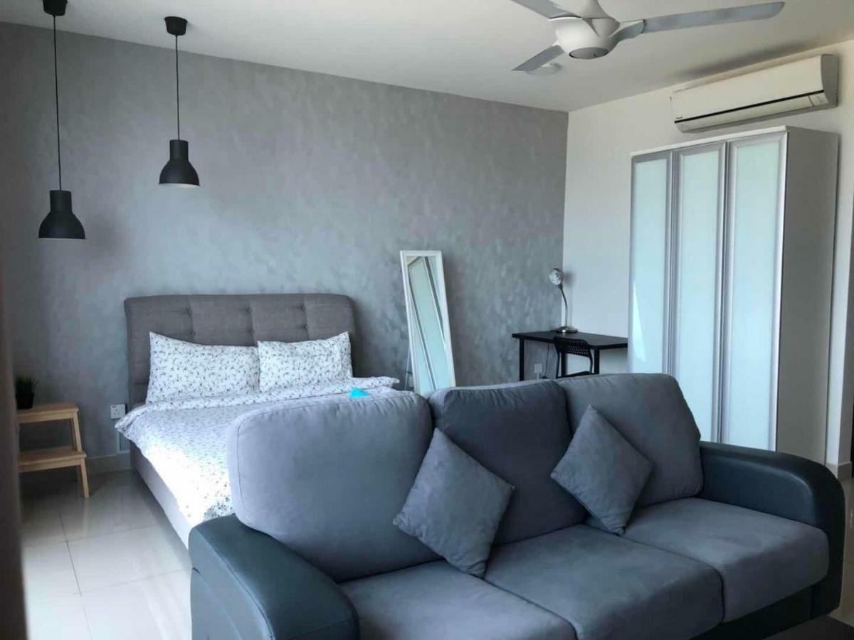 Vivian'S Studio Trefoil Setia Alam Shah Alam Dış mekan fotoğraf