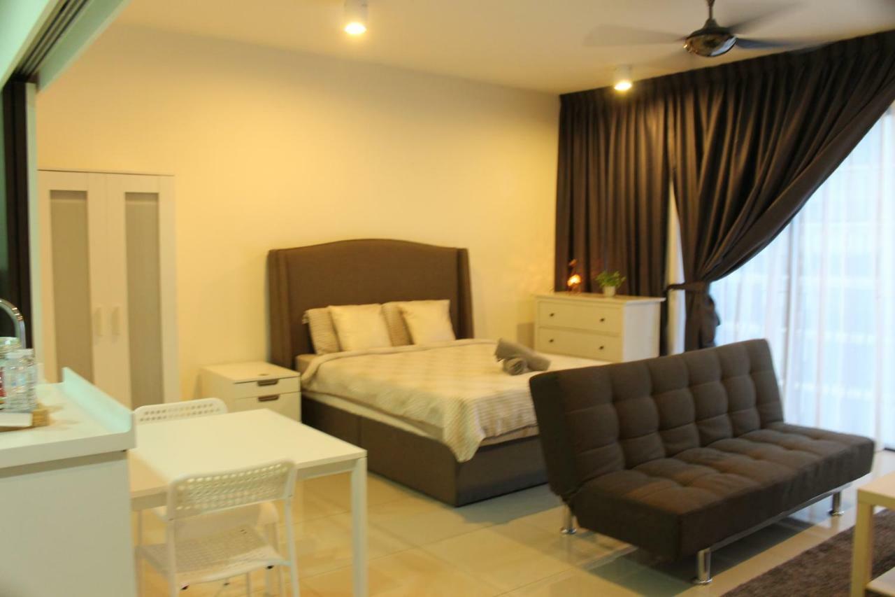 Vivian'S Studio Trefoil Setia Alam Shah Alam Dış mekan fotoğraf